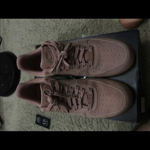 nike air force 1 salmon suede